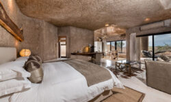Earth Lodge Luxury Suite