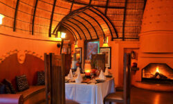 lodge-dining