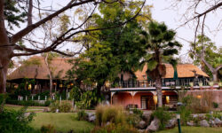 lodge-exterior-closeup
