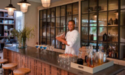 morukuru-farm-house-bar