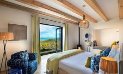 morukuru-ocean-house-bedroom-with-view