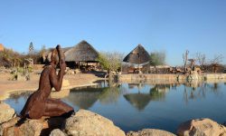 natural-granite-infinity-pool