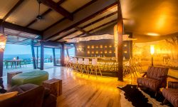 Rhino Ridge Safari Lodge (Umfolozi game Reserve)