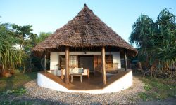 Matemwe-Lodge-guest-room-exterior