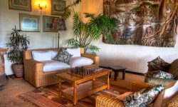Main lounge of Gorges Lodge