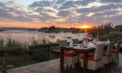 Dining at Zambezi Sands